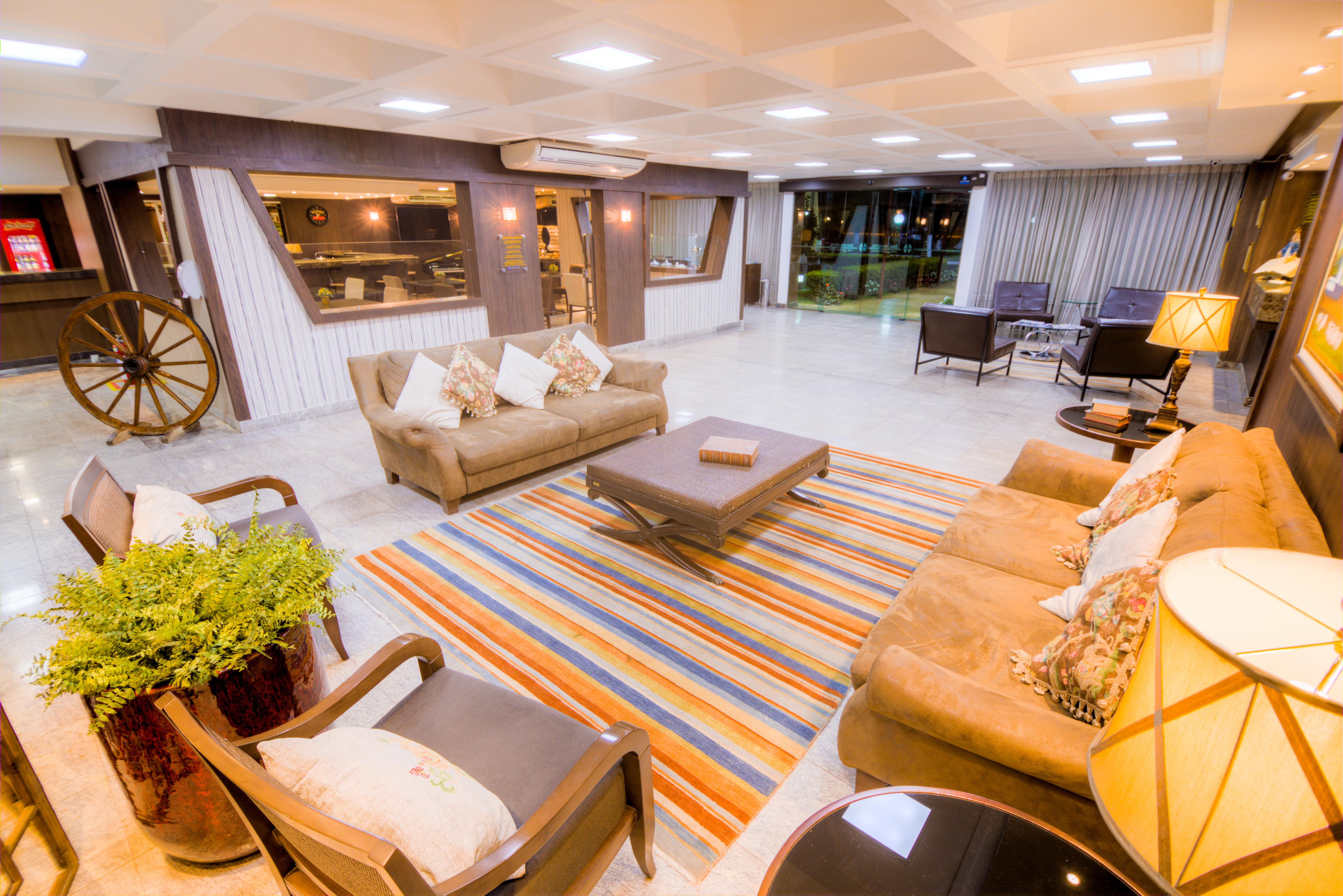 Hotel Dan Inn Uberaba & Convencoes By Nacional Inn Экстерьер фото