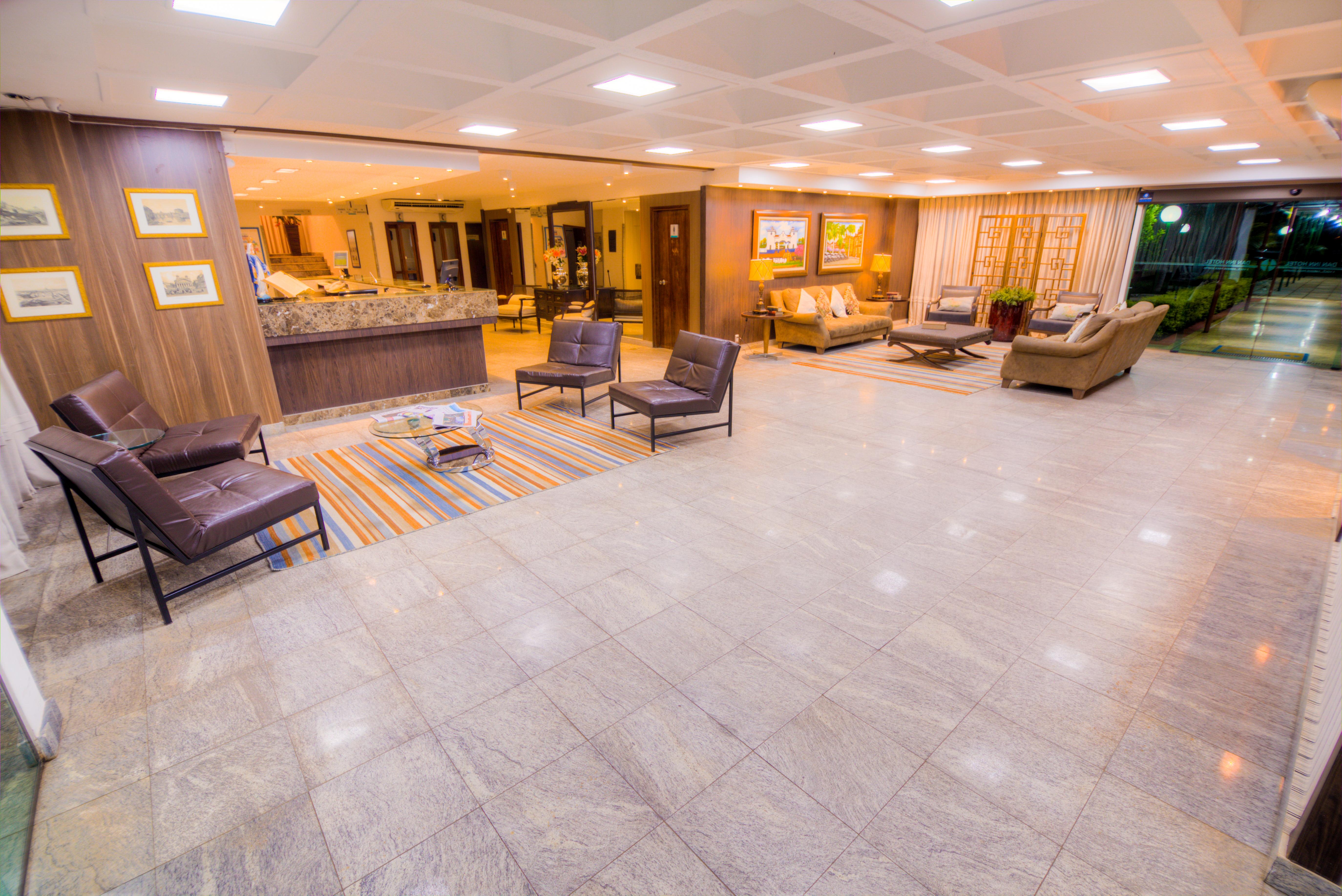 Hotel Dan Inn Uberaba & Convencoes By Nacional Inn Экстерьер фото